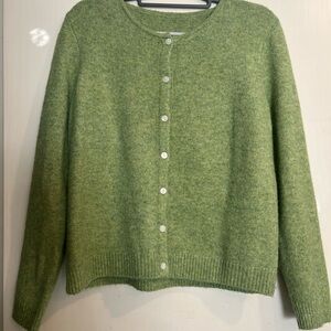 SHEIN Green Button-Front Knit Cardigan